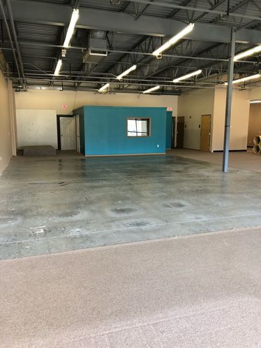 Hillrise Shopping Center: 2929 N 204th Street, Elkhorn, NE 68022